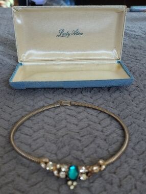 Lady Alice Vintage Necklace